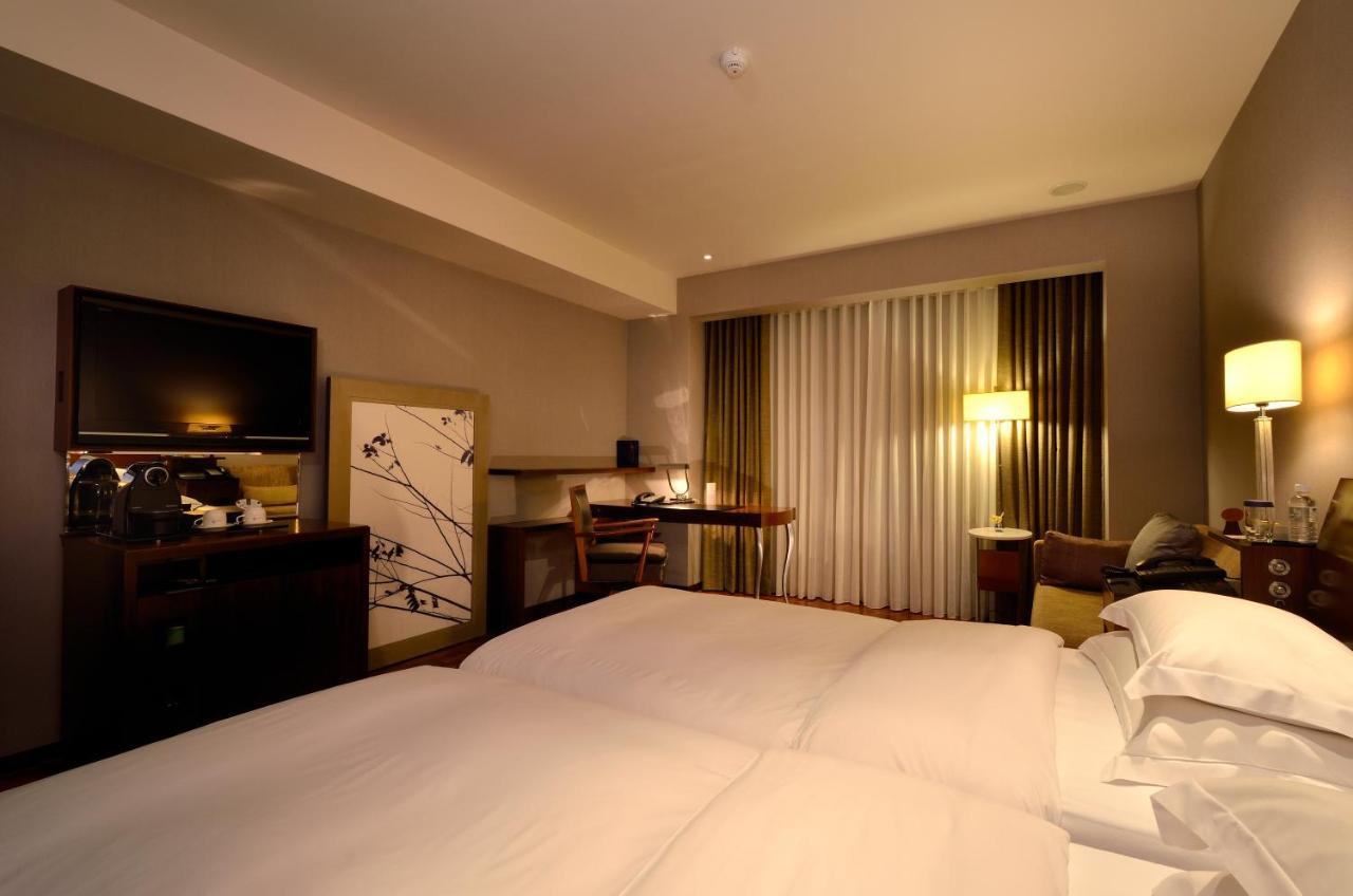 Les Suites Taipei Ching Cheng Bagian luar foto