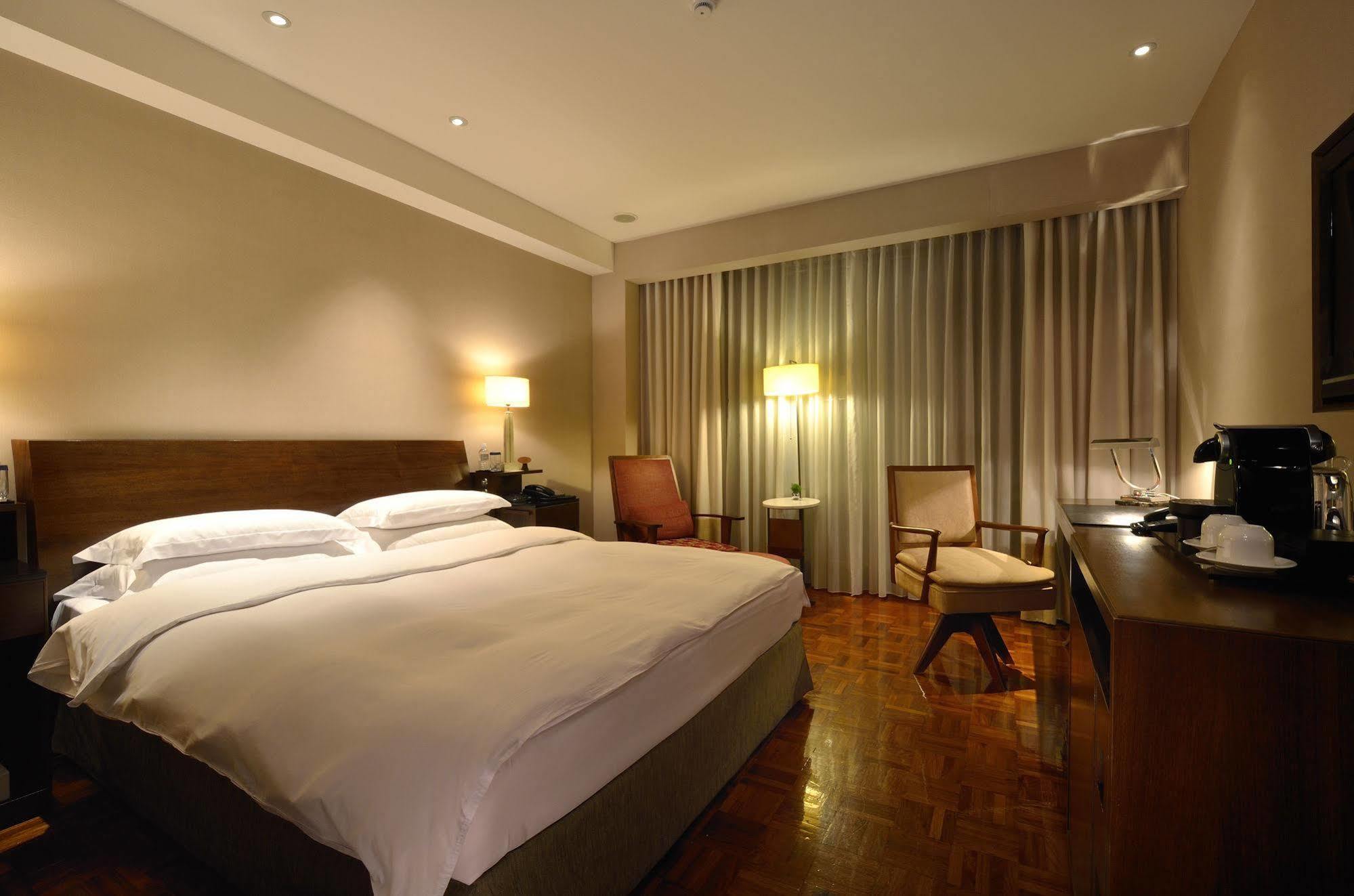 Les Suites Taipei Ching Cheng Bagian luar foto